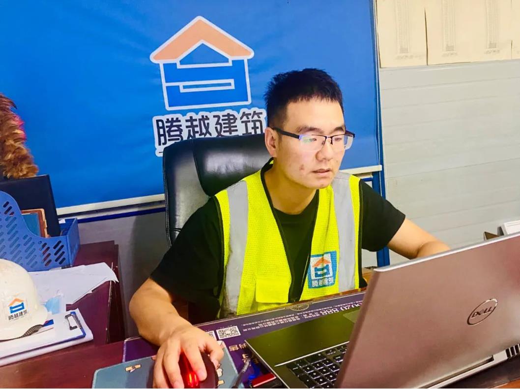 先鋒人物|擇一事、專一業(yè)的工地“超級鐵人”